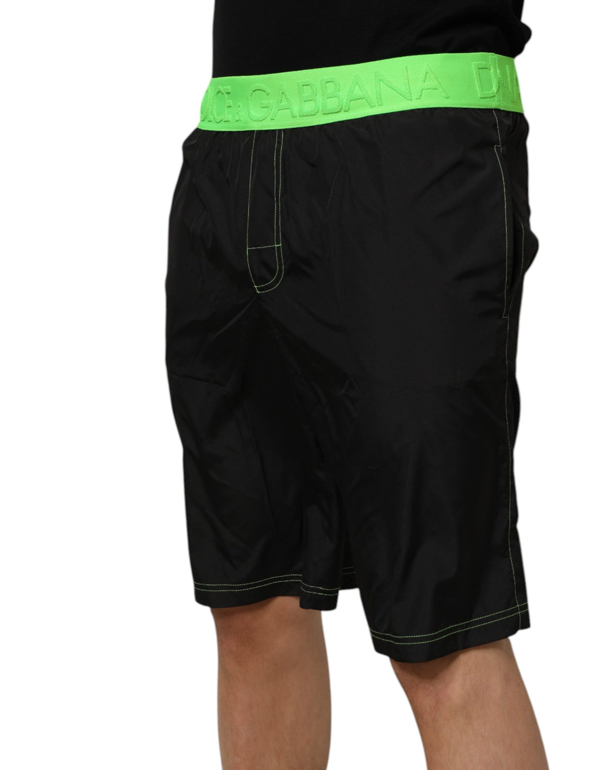 Short de bain noir et vert à logo Dolce &amp; Gabbana avec ceinture.