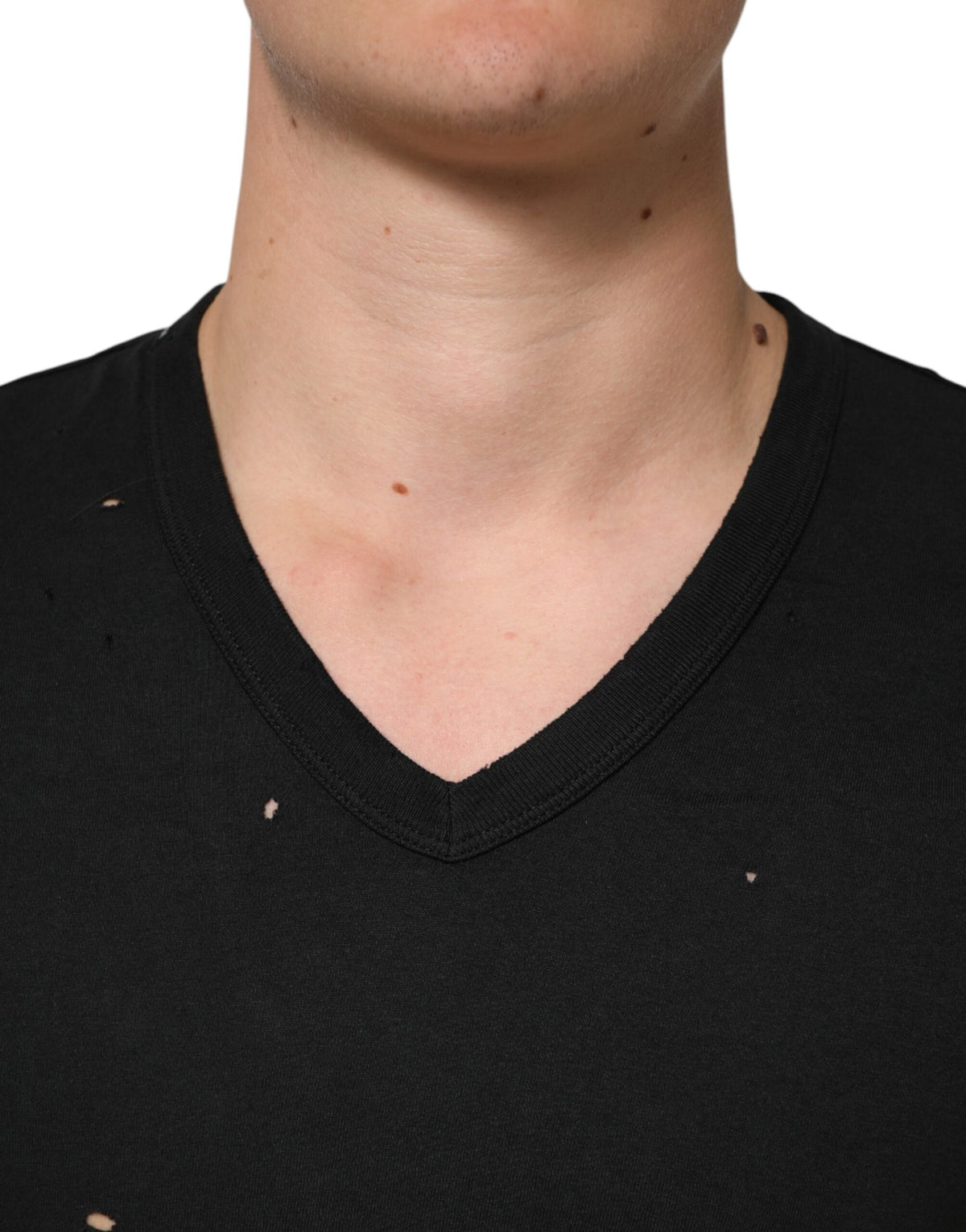 T-shirt homme Dolce &amp; Gabbana en coton noir, col en V, logo délavé.