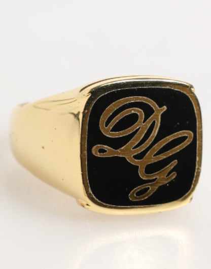 Bague signet DG en laiton doré et émail, logo ajustable de Dolce & Gabbana.