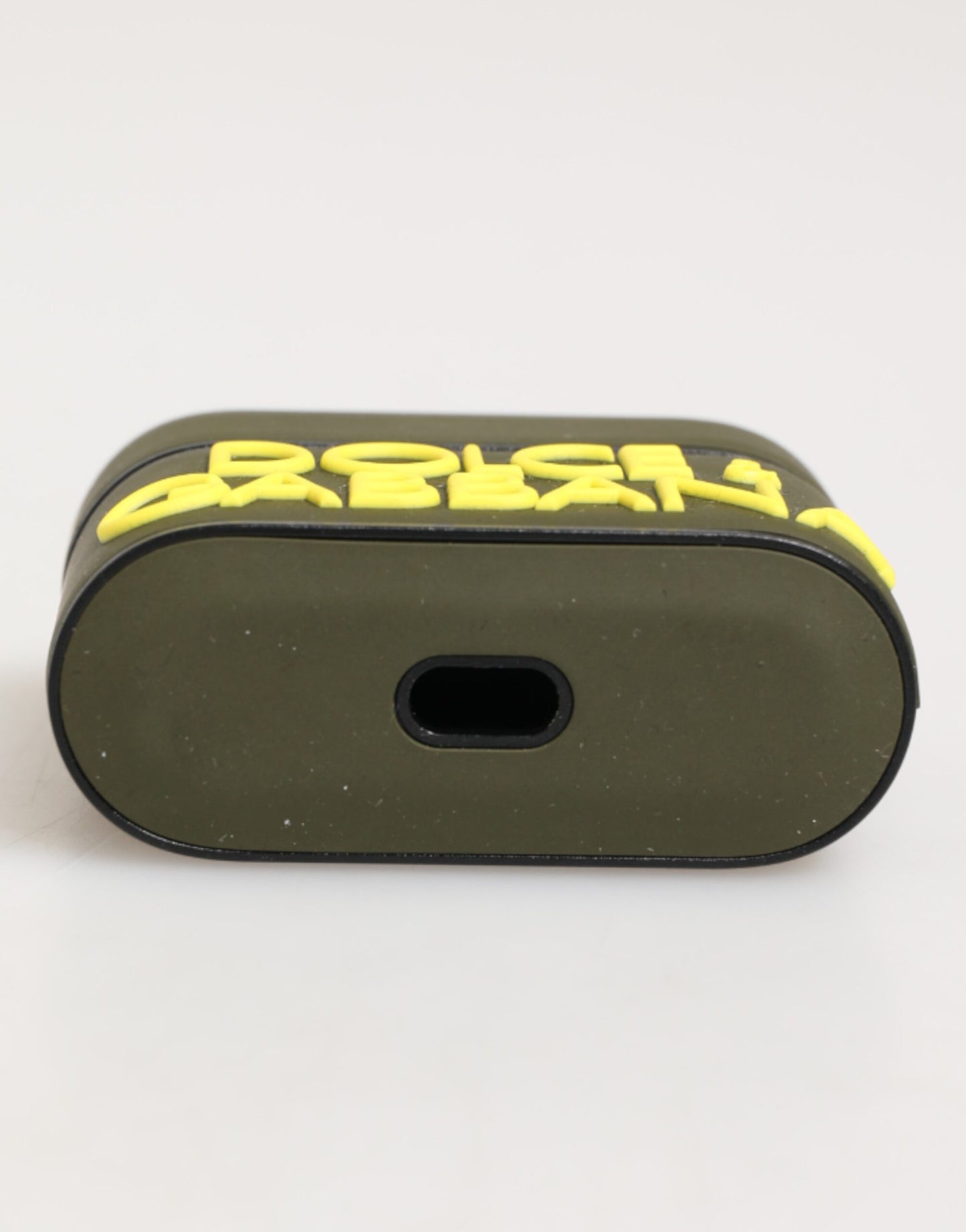 Étui Airpods en caoutchouc vert armée avec logo en relief de Dolce &amp; Gabbana
