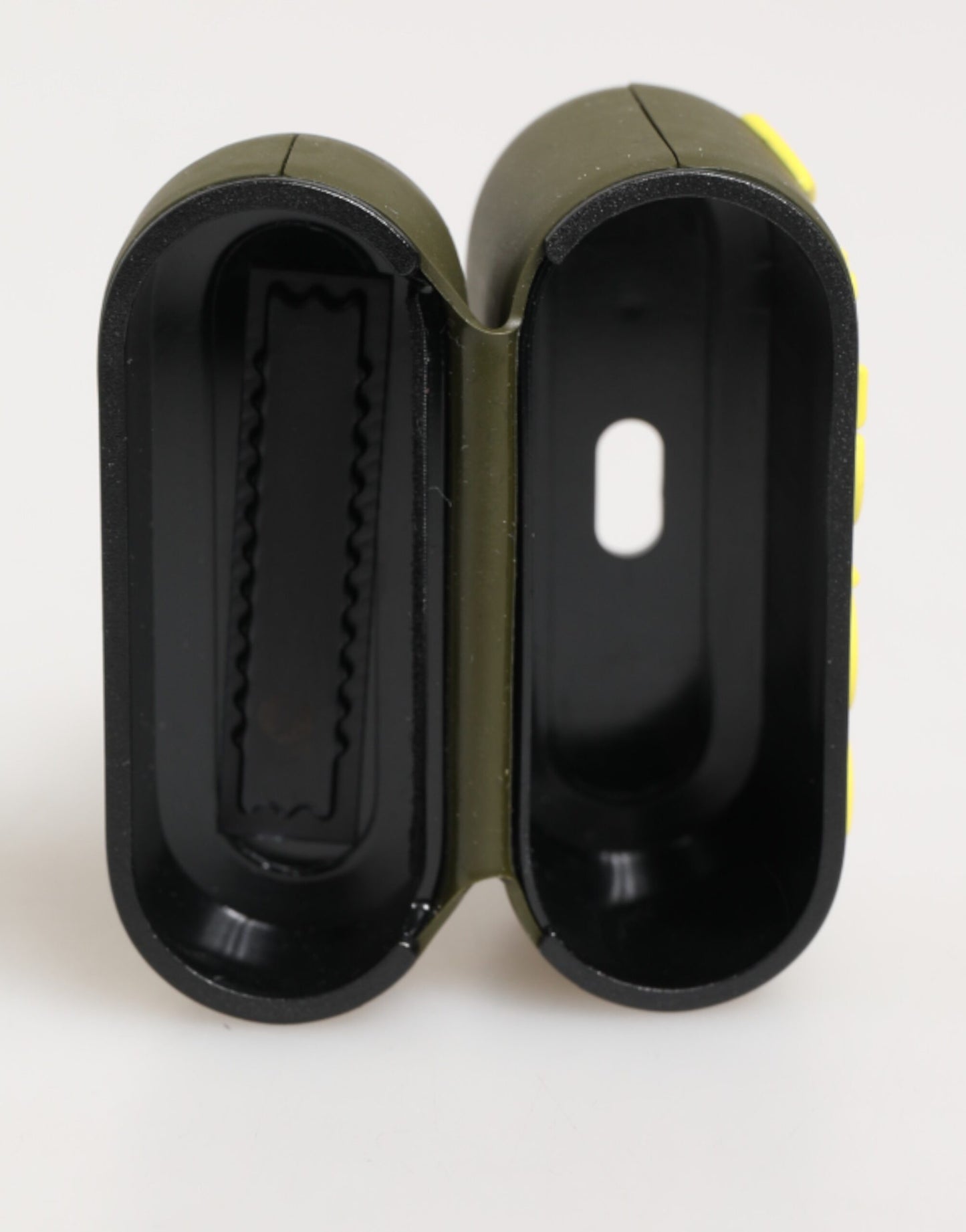 Étui Airpods en caoutchouc vert armée avec logo en relief de Dolce &amp; Gabbana