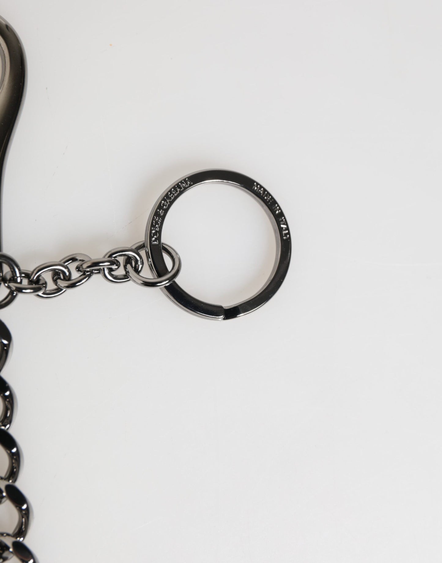 Porte-clés en cuir noir et rouge avec patch militaire et logo DG de Dolce & Gabbana