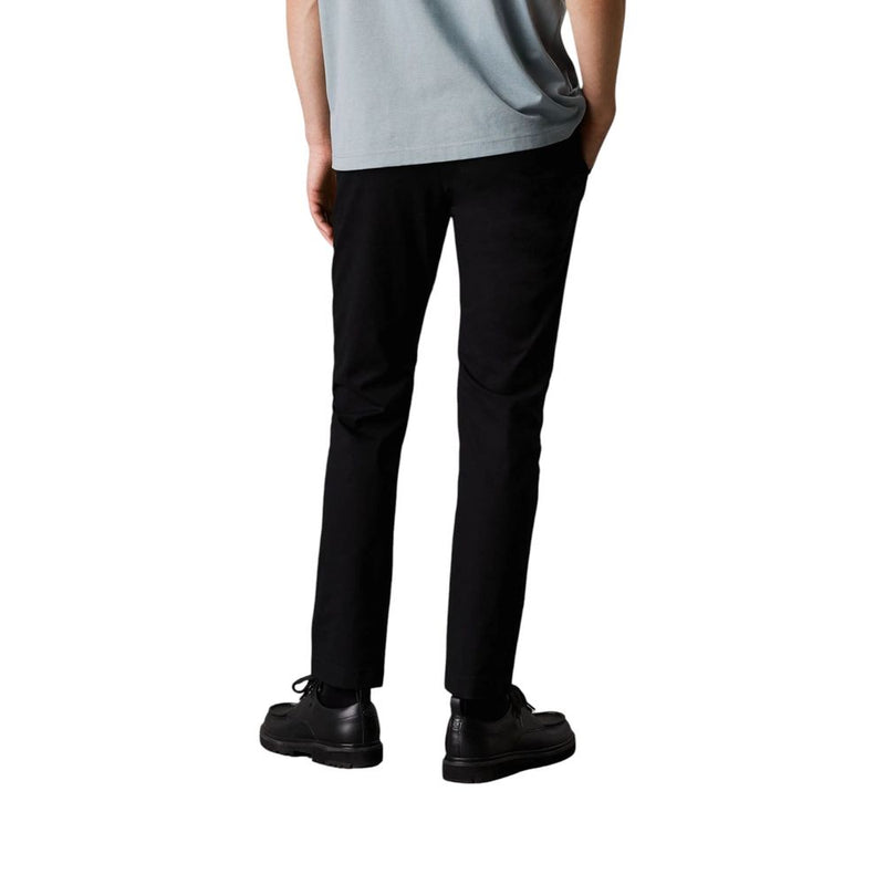 Pantalon TAPERED CHINO J30J326847 en coton recyclé Calvin Klein Jeans