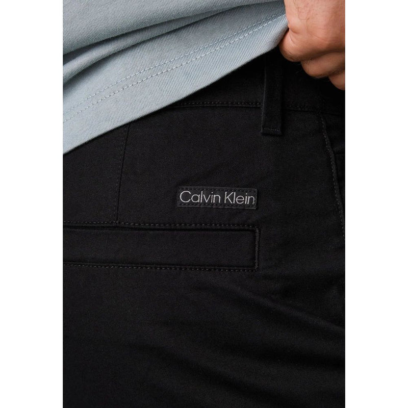 Pantalon TAPERED CHINO J30J326847 en coton recyclé Calvin Klein Jeans