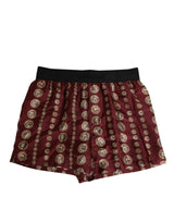 Short de bain boxer pour homme en soie bordeaux à imprimé pièce de monnaie de Dolce &amp; Gabbana