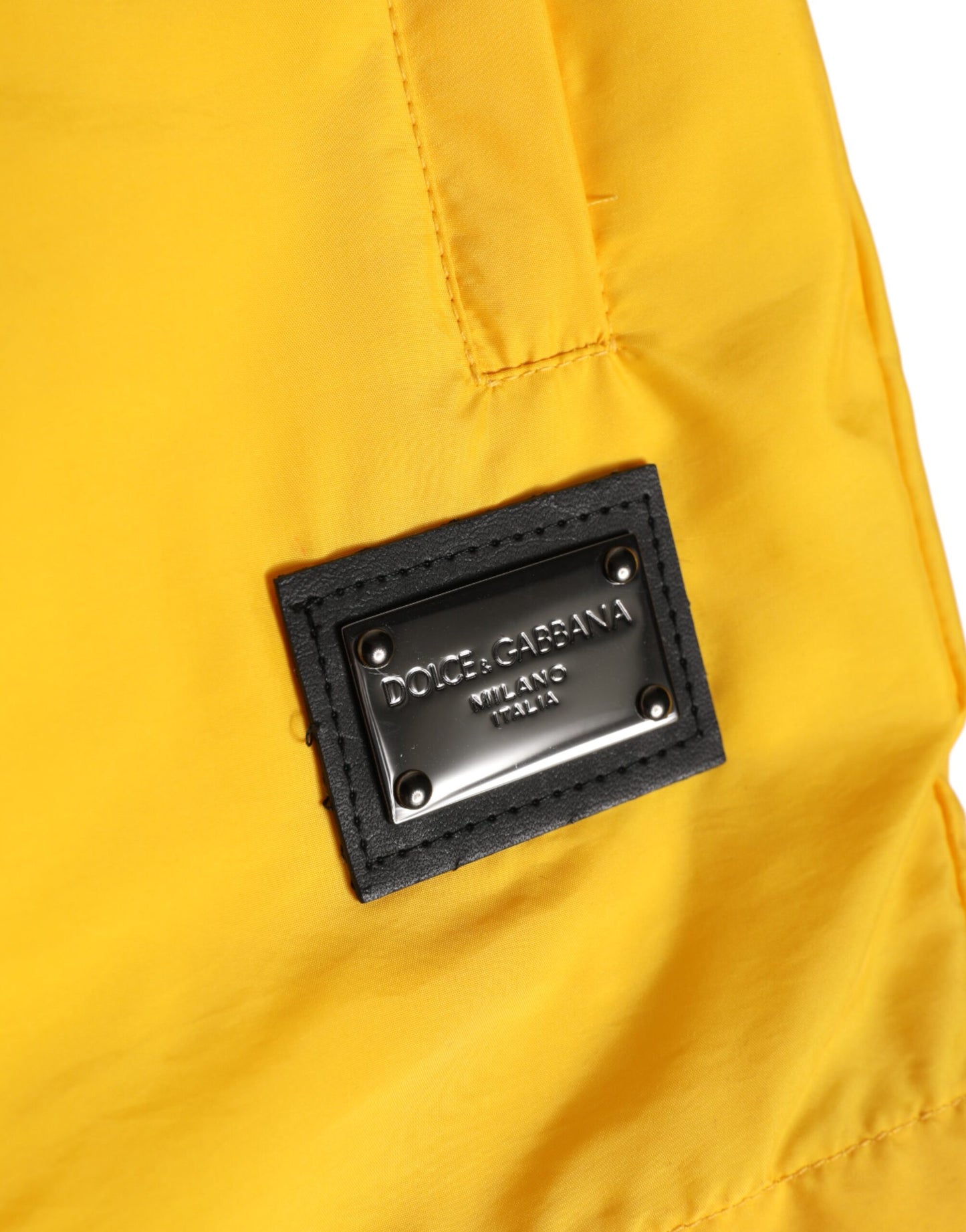 Short de bain boxer Dolce & Gabbana en nylon jaune avec plaque logo.