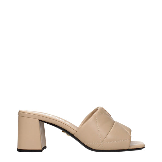 Prada Sandales-chaussons en cuir beige