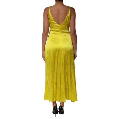 Robe maxi en satin de soie jaune à bretelles spaghetti de Tonello