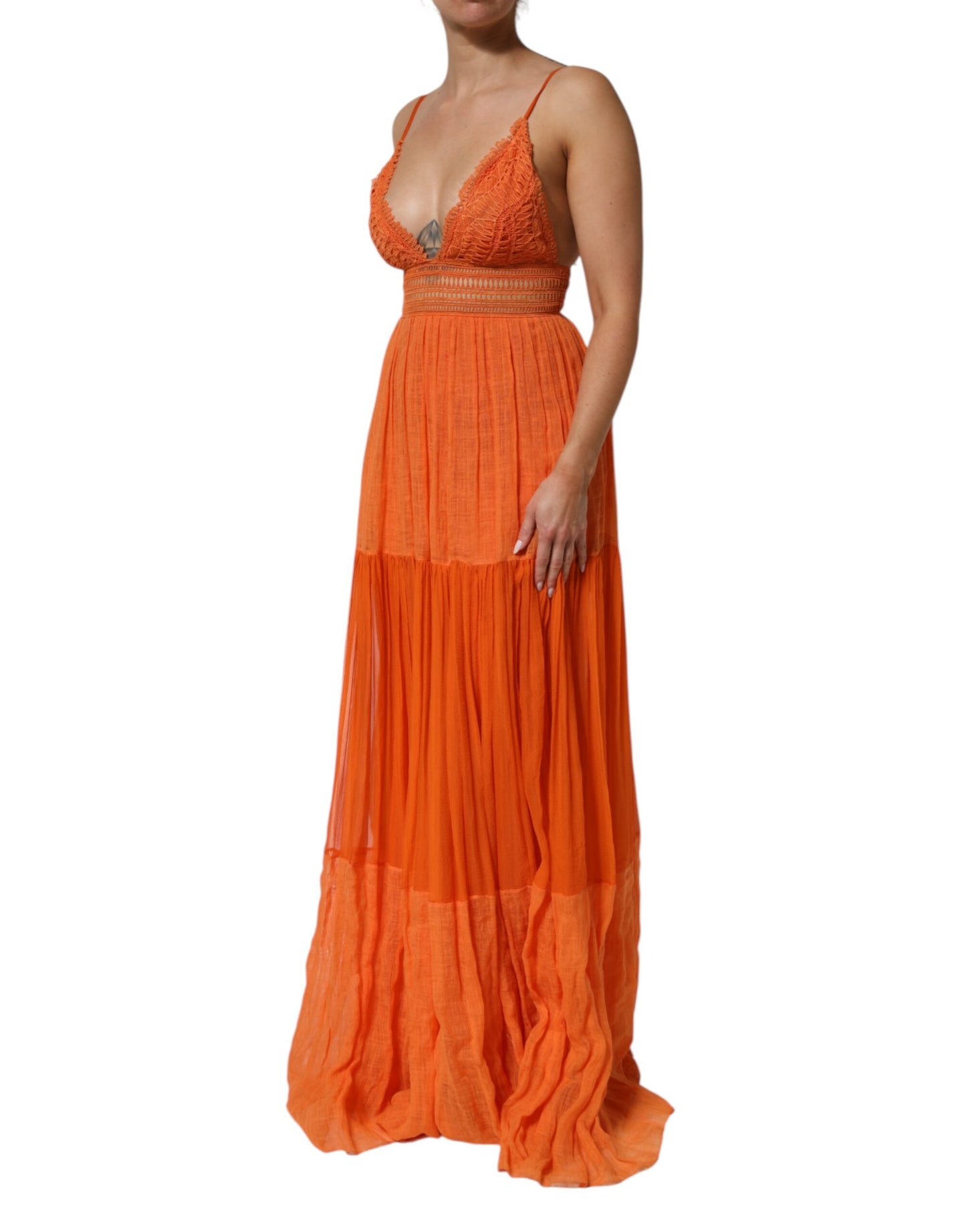 Robe maxi à plusieurs épaisseurs en dentelle orange avec bustier de Alberta Ferretti