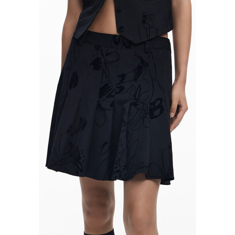 Jupe Femme Desigual Noire en Polyester - Une Déclaration de Mode Audacieuse
