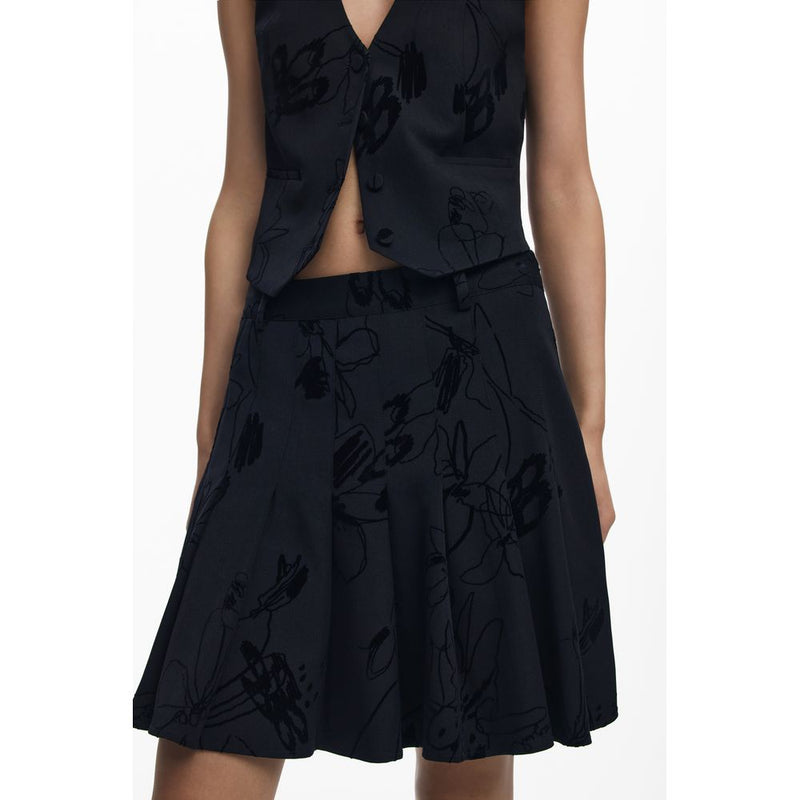 Jupe Femme Desigual Noire en Polyester - Une Déclaration de Mode Audacieuse