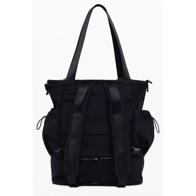 Desigual Black Polyester Women Handbag - Élégance et Polyvalence