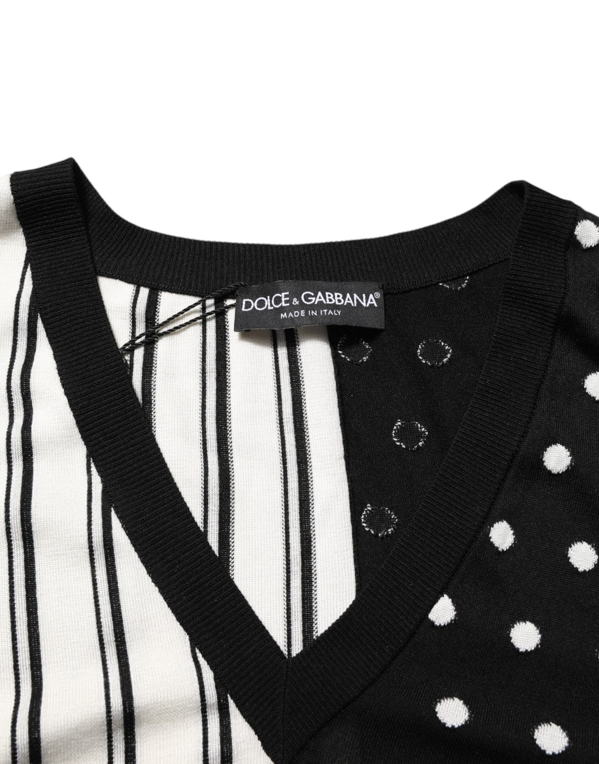 Pull en jersey à rayures noires et blanches et col en V de Dolce &amp; Gabbana