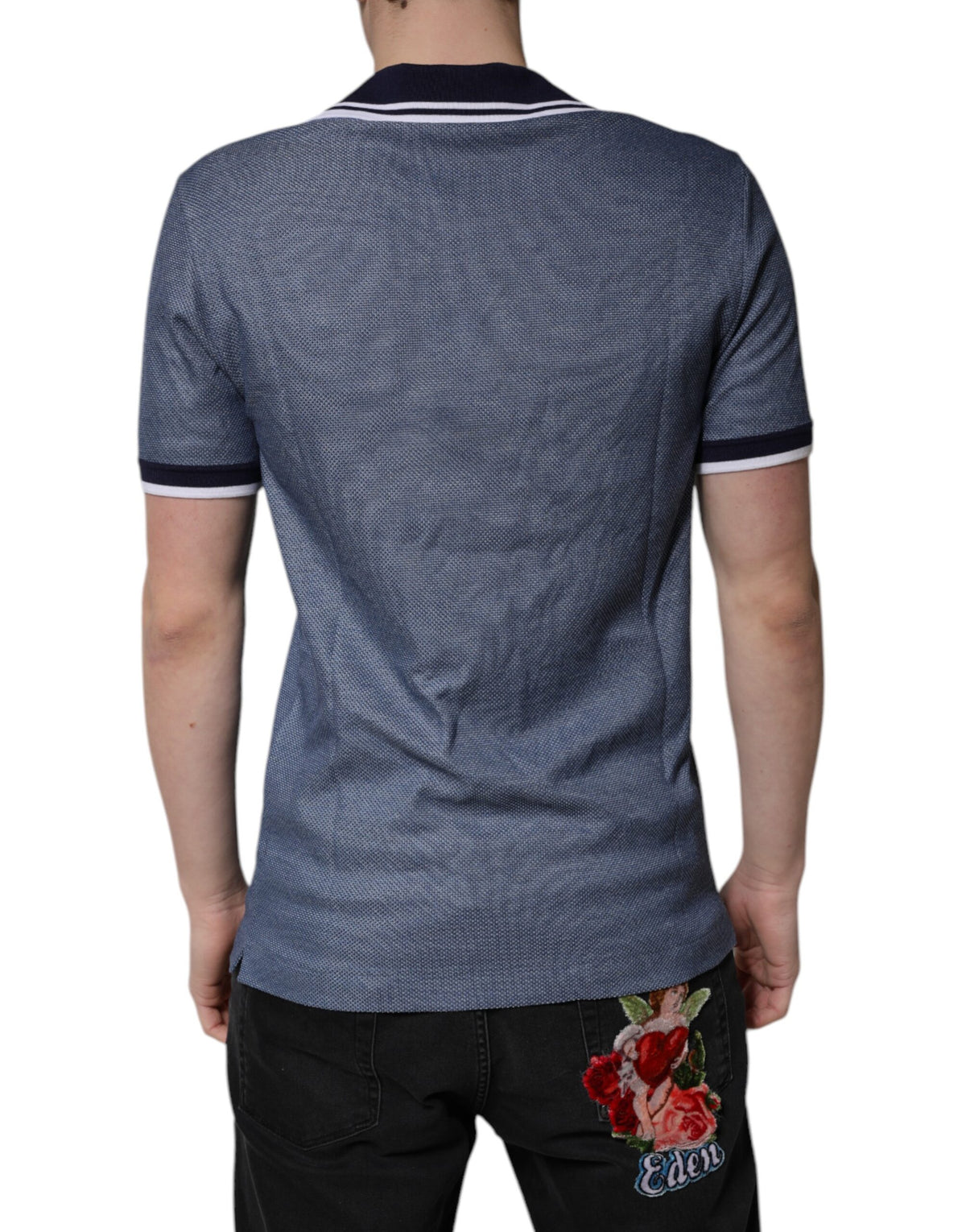 Polo en soie mélangée à col bleu et encolure en V de Dolce &amp; Gabbana