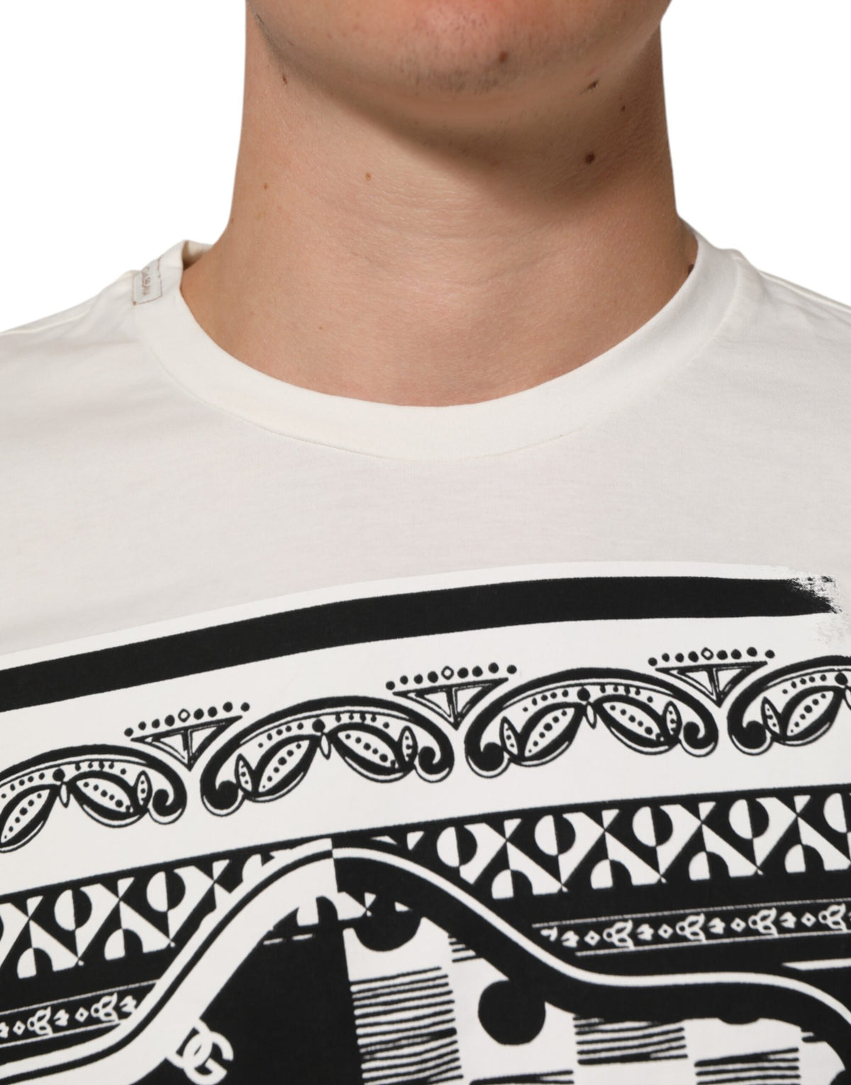 T-shirt homme en coton blanc Dolce &amp; Gabbana avec imprimé bandana et logo.