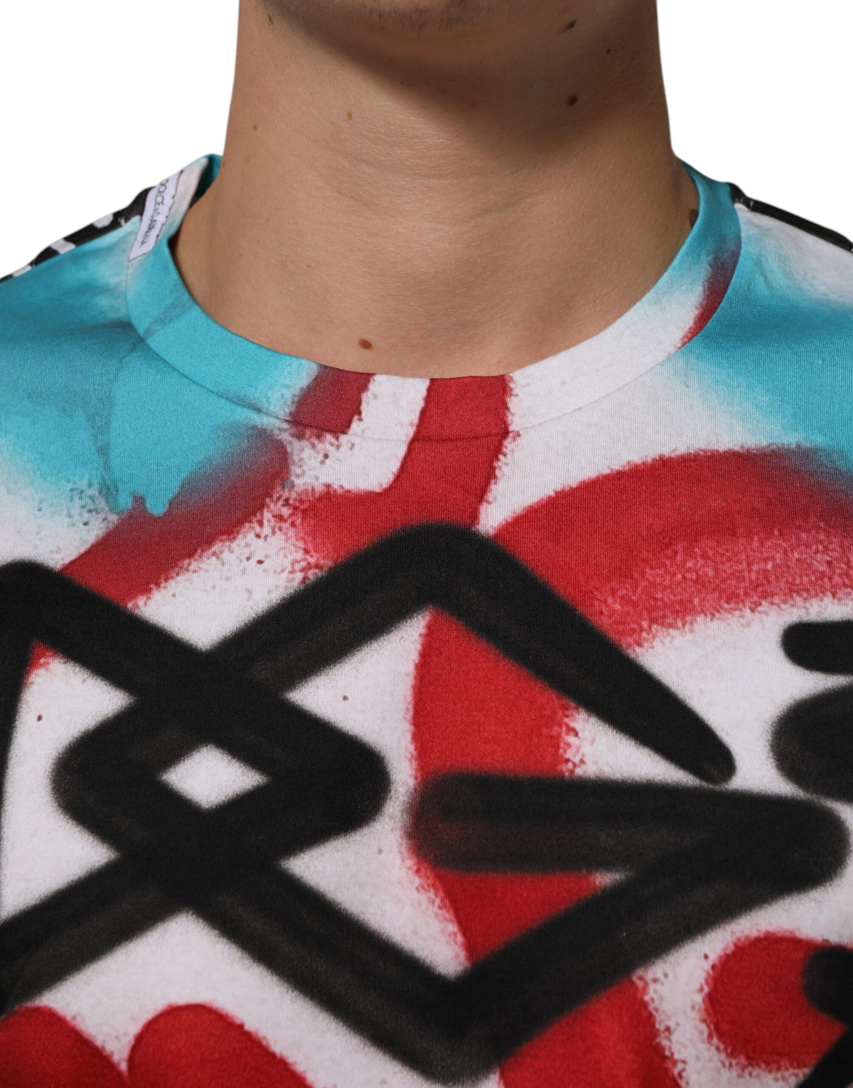 T-shirt Dolce &amp; Gabbana blanc à manches courtes et col rond, motif graffiti