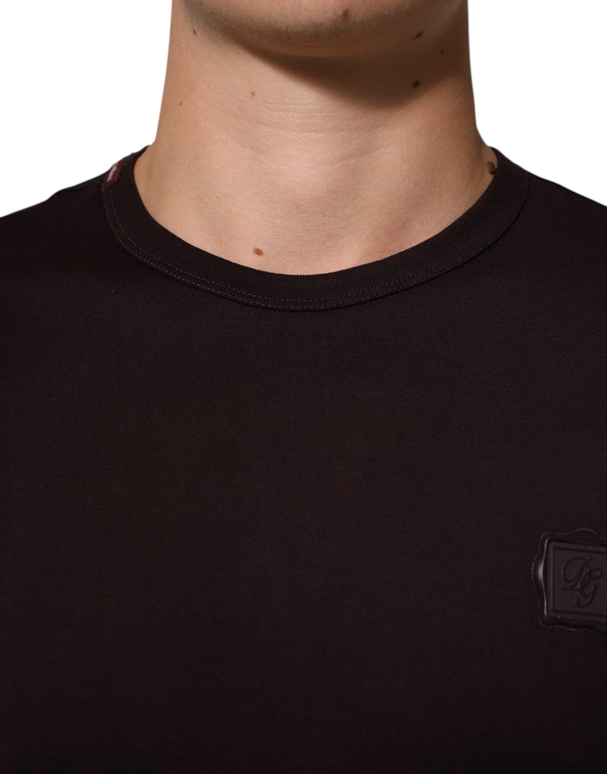 T-shirt en coton à col rond avec plaque logo marron de Dolce &amp; Gabbana