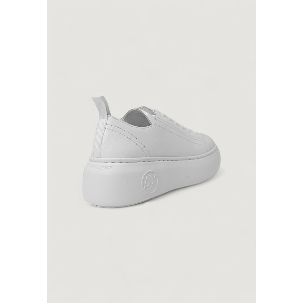 Baskets en cuir blanc Armani Exchange