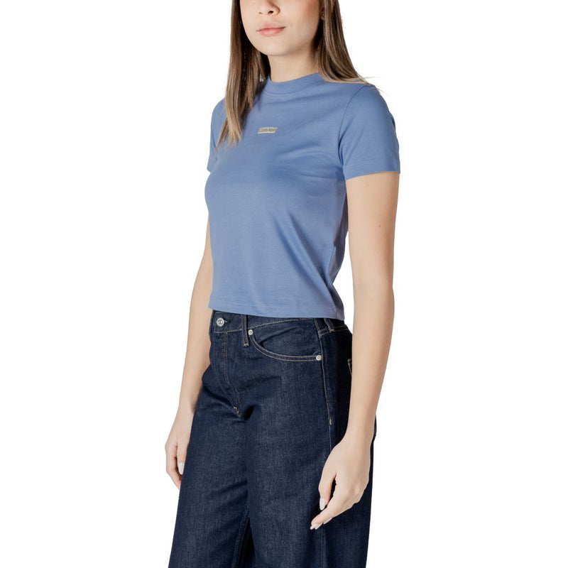 Calvin Klein Jeans T-Shirt en Coton Recyclé Bleu Clair pour Femme