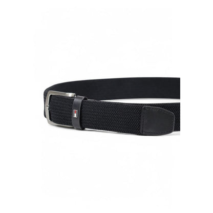Tommy Hilfiger riem van gerecycled polyester in zwart.