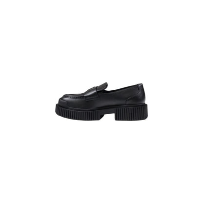 Armani Exchange Zwarte Lederen Platform