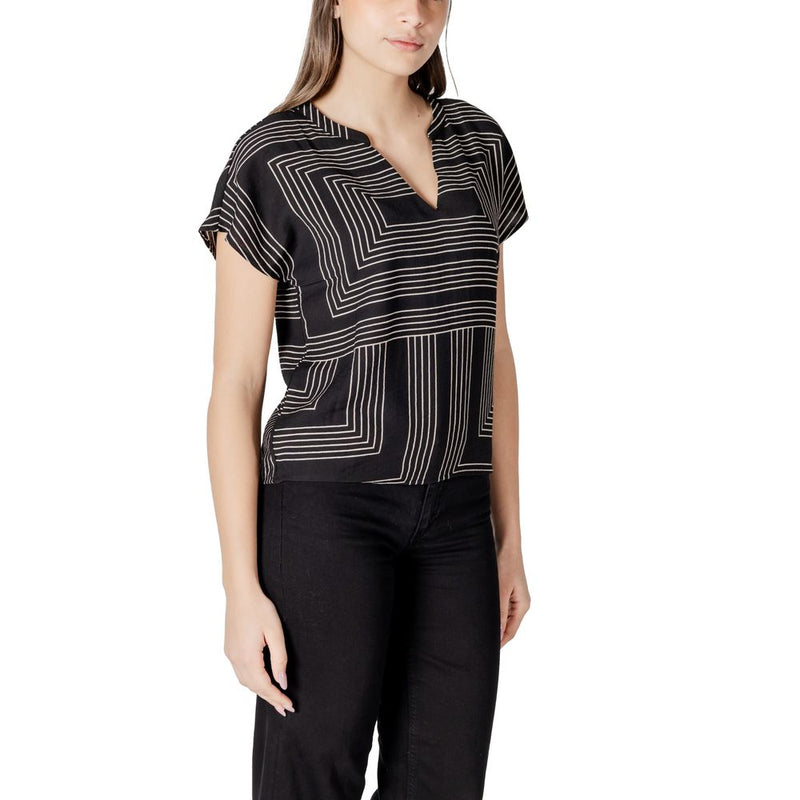 Jacqueline De Yong Jdypepper T-Shirt Noir en Viscose pour Femme