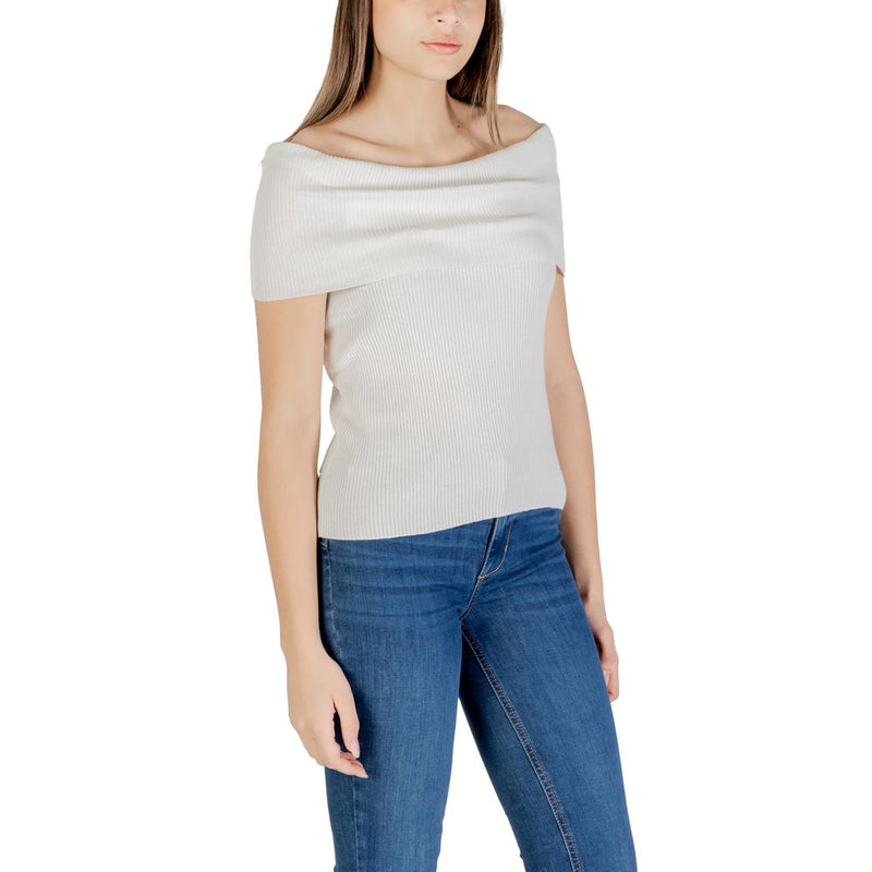 Only Onlelectra Life Off Shoulder Short Sleeve Top - White
