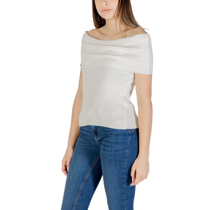 Only Onlelectra Life Off Shoulder Short Sleeve Top - White