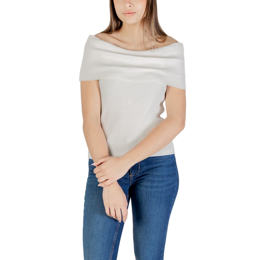 Only Onlelectra Life Top Off Shoulder - White