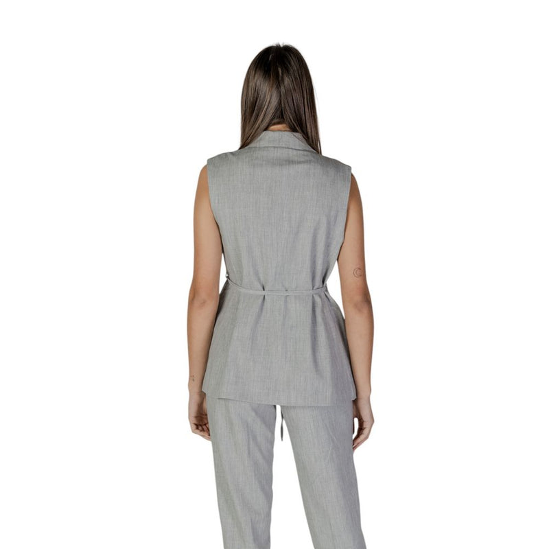 Vila Clothes Gray Recycled Polyester Waistcoat for Women