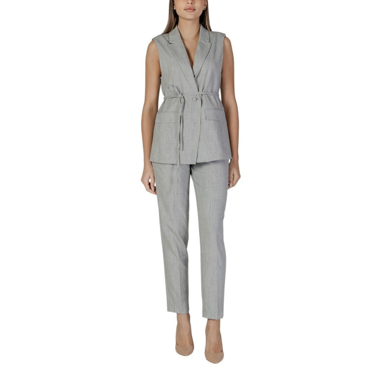 Vila Clothes Gray Recycled Polyester Waistcoat for Women