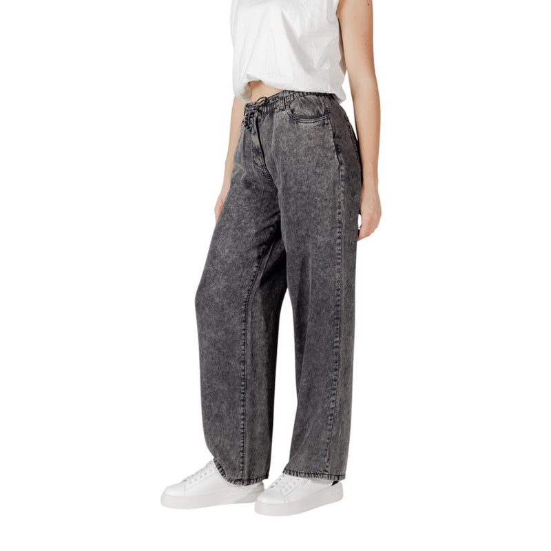 Only Black Lyocell Pant - Elegant Wide-Leg Trousers