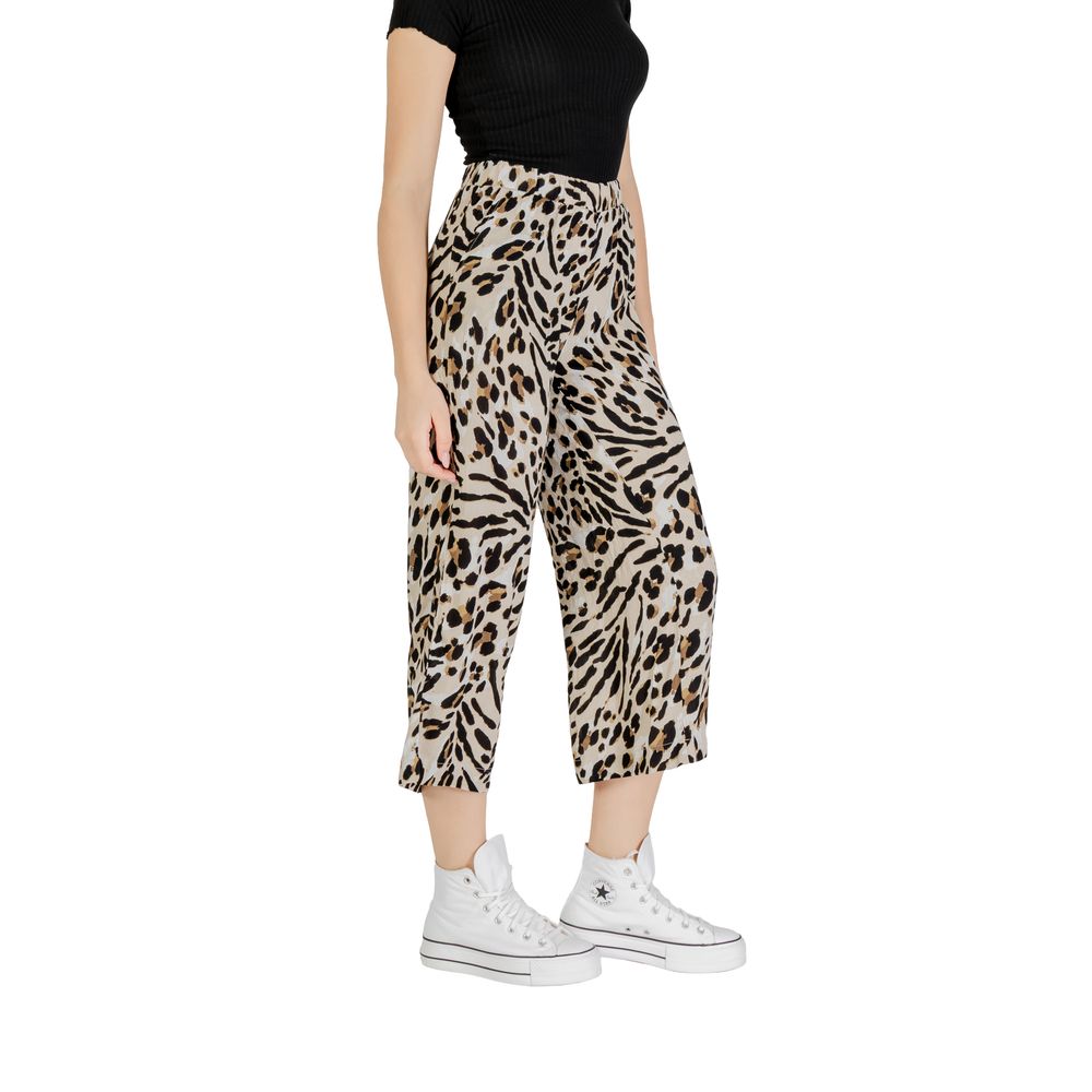 Pantalon court en viscose beige ICHI