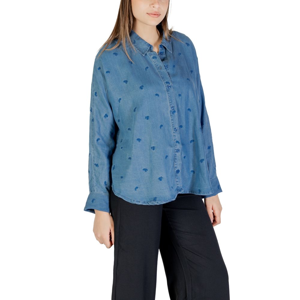 Seul le haut en Tencel bleu