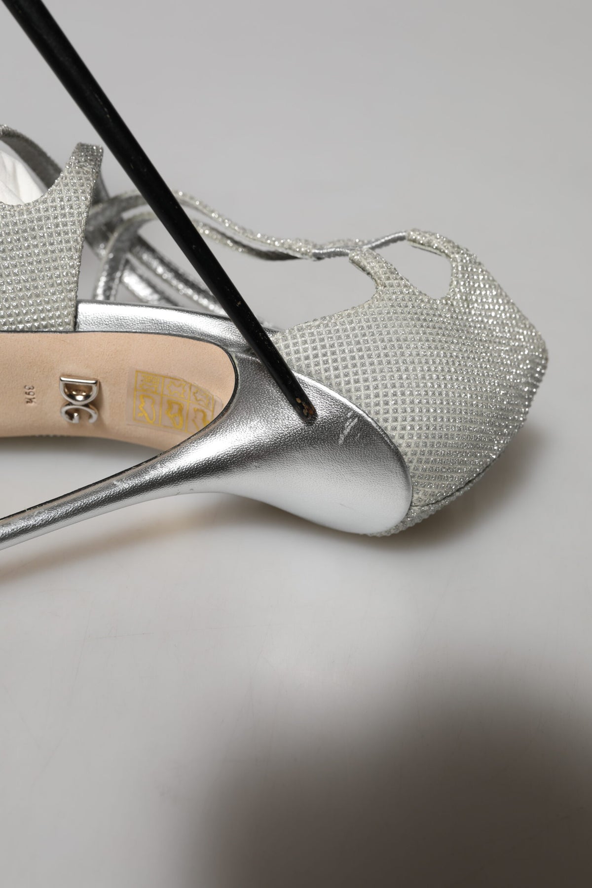 Dolce & Gabbana Sandales à Talons Argentés Shimmers