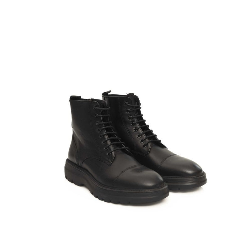 Cerruti 1881 Black Cowhide Boot - Elegant Lace-Up Design