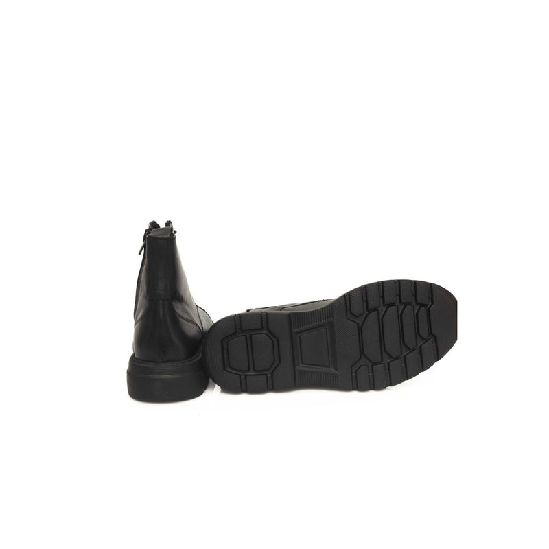 Cerruti 1881 Black Cowhide Boot - Elegant Lace-Up Design