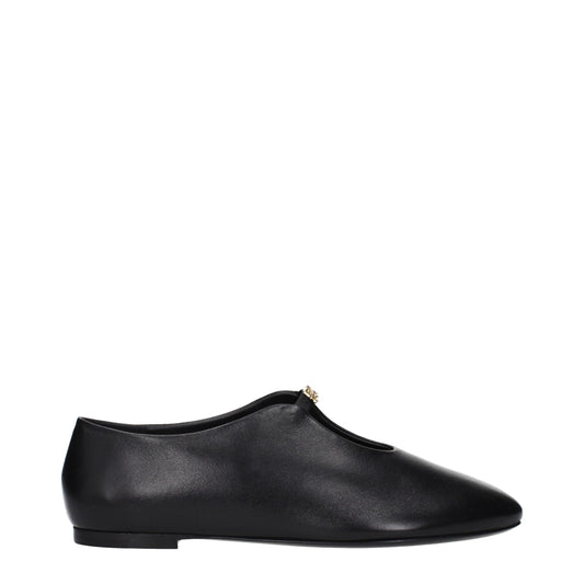 Boutures de ballet en cuir noir de Givenchy