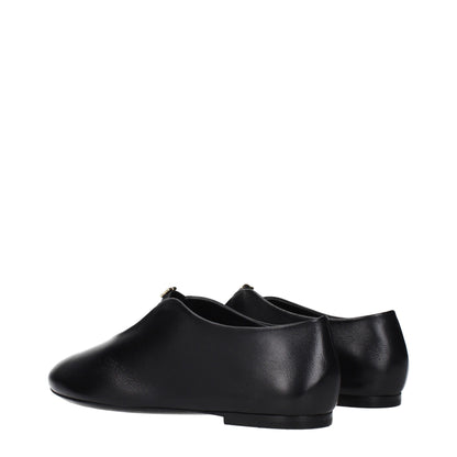 Boutures de ballet en cuir noir de Givenchy