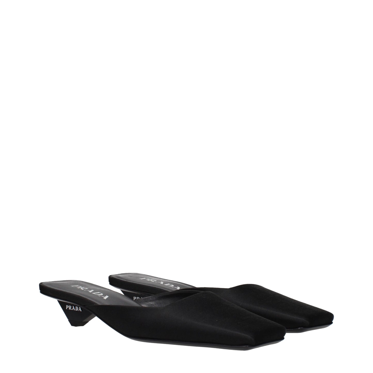 Sandales plates en satin noir Prada