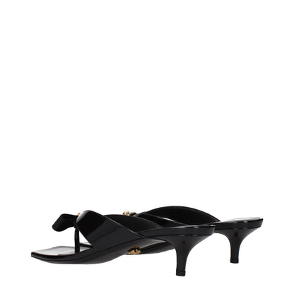 Sandales à talons aiguilles en cuir noir Versace