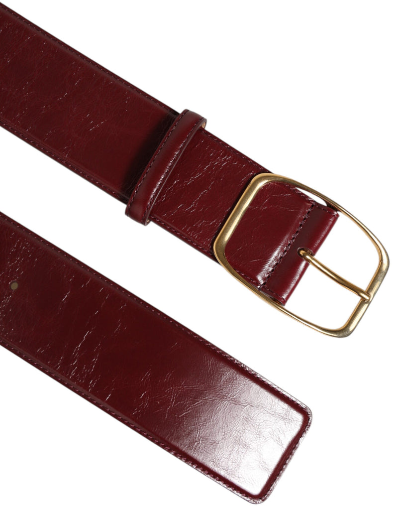 Dolce & Gabbana Ceinture en Cuir Bordeaux avec Boucle Métallique Dorée