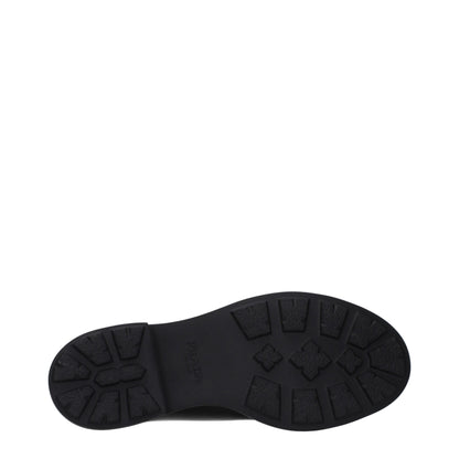 Prada, souliers Oxford et mocassins en cuir noir