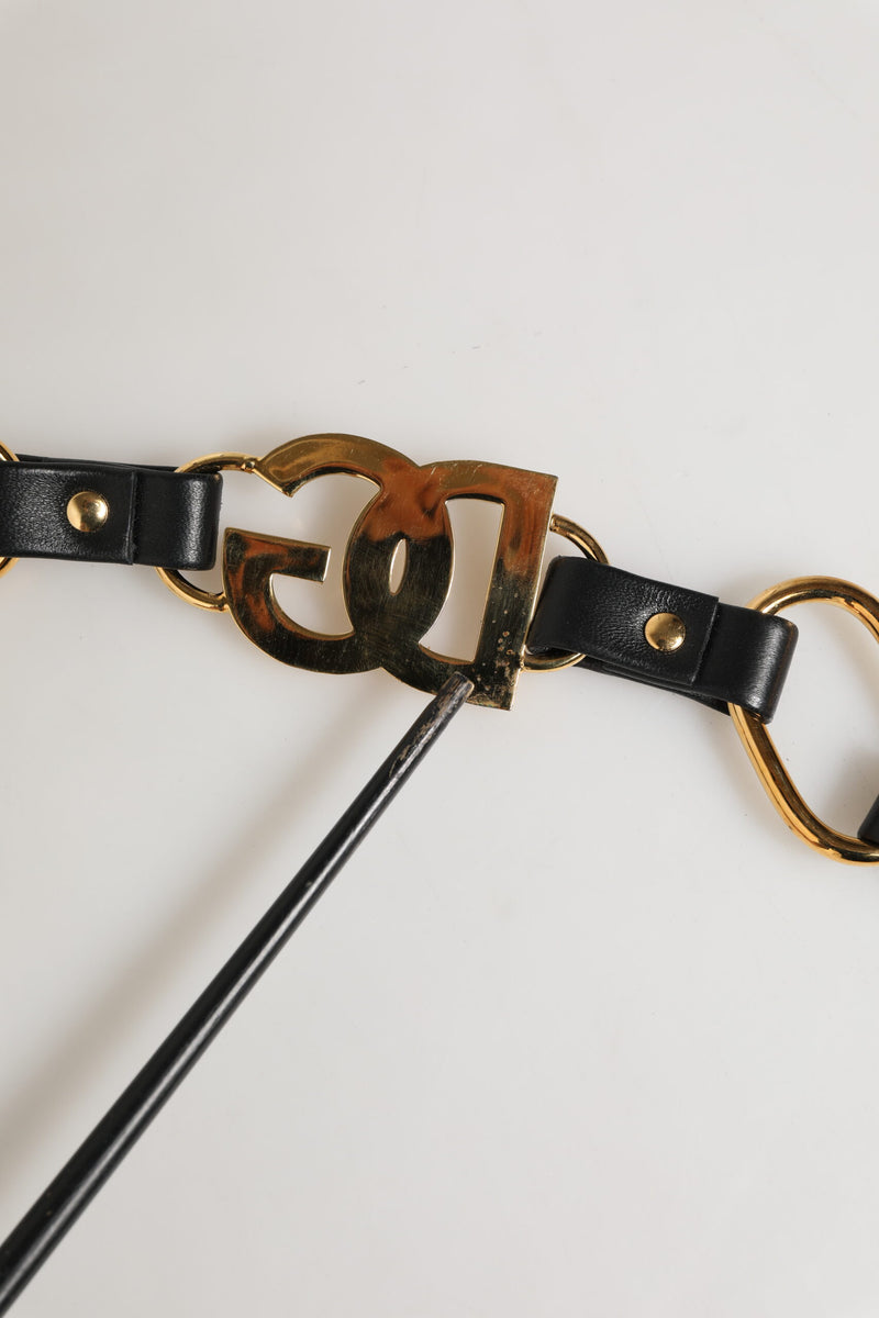 Dolce & Gabbana Sac Bandoulière en Cuir Noir avec Chaîne Dorée
