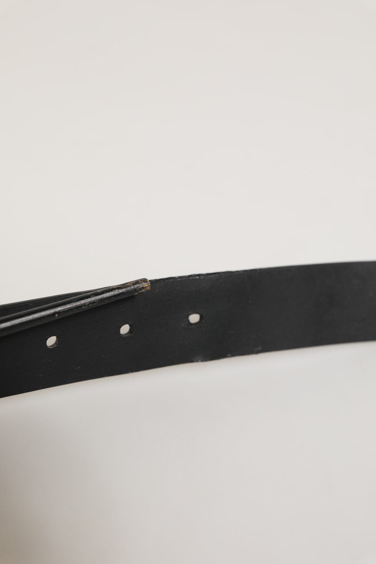 Ceinture homme en cuir noir classique avec boucle métallique de Dolce &amp; Gabbana