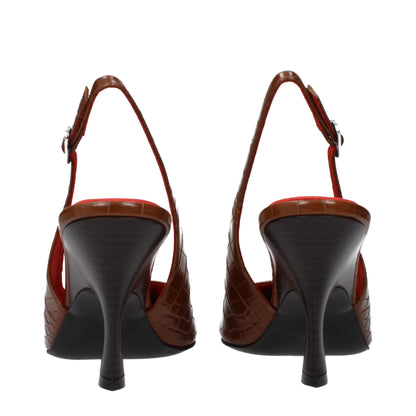 Escarpins à talons hauts en cuir marron de Stella McCartney