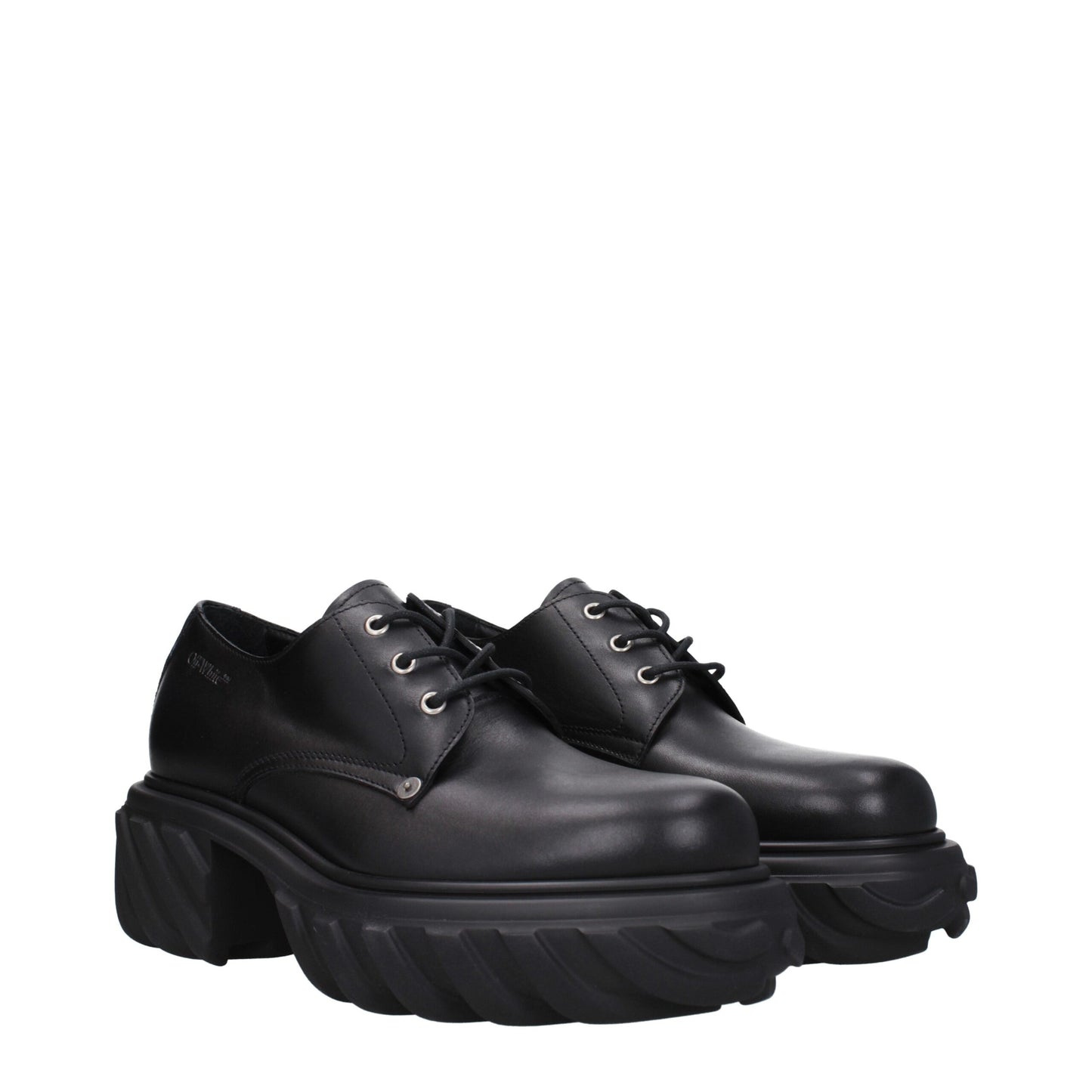Oxfords et derbies en cuir noir et blanc cassé