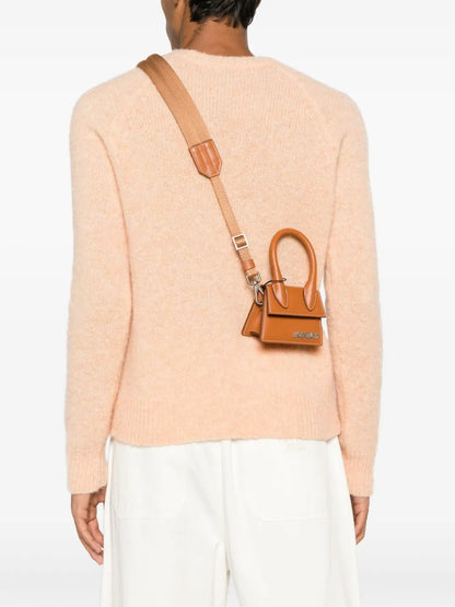 Jacquemus Le Chiquito Homme Crossbody Tas in Lichtbruin