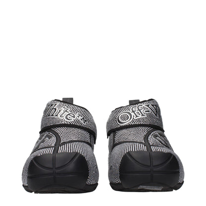 Sneakers en coton blanc cassé et noir