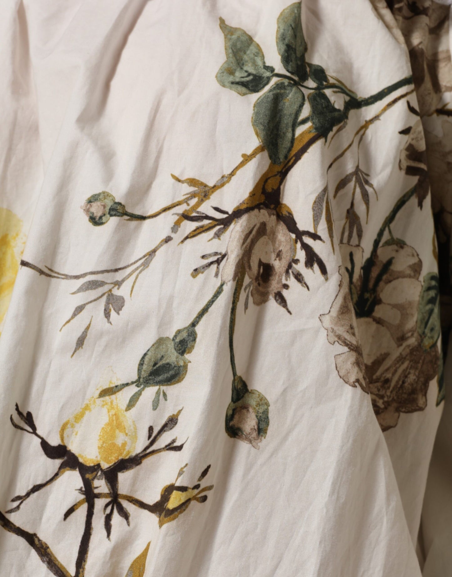 Dolce &amp; Gabbana Witte Minijurk met Off Shoulder Bloemenkant